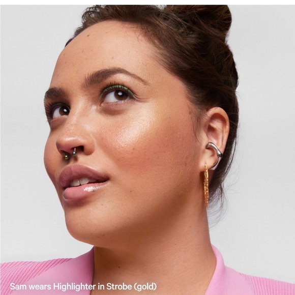 Brand new milk makeup highlighter in strobe - Picture 2 of 5